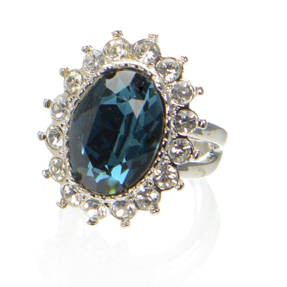 Kenneth Jay Lane Kjl Crystal Cocktail Ring - image 2